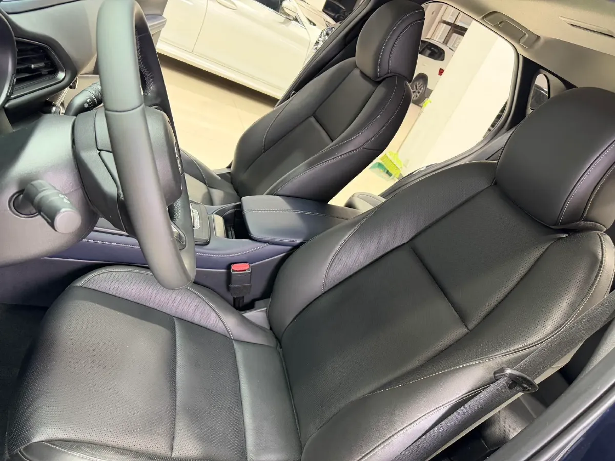 2021 Mazda CX-30 2.0L 158HP L4 6AT,autocango,china used car exporter,china ev exporter,chinese used car exporter,chinese used ev exporter
