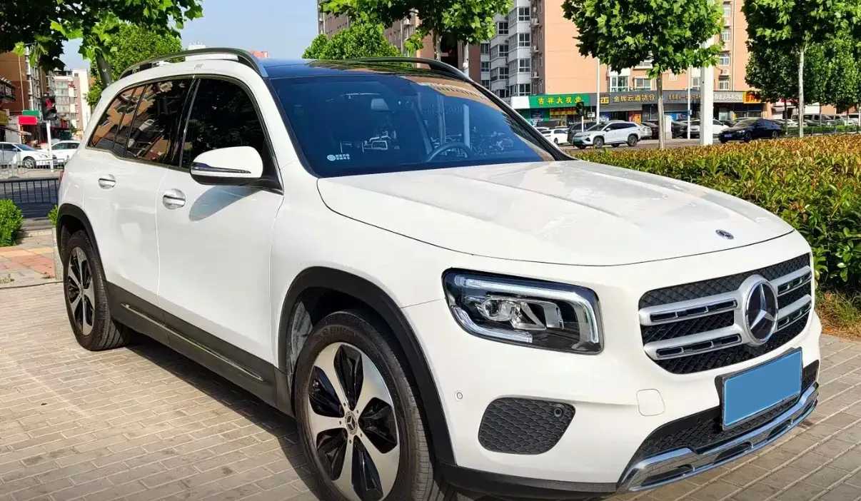 2022 Mercedes-Benz GLB Class 1.3T 136HP L4 7DCT,autocango,china used car exporter,china ev exporter,chinese used car exporter,chinese used ev exporter