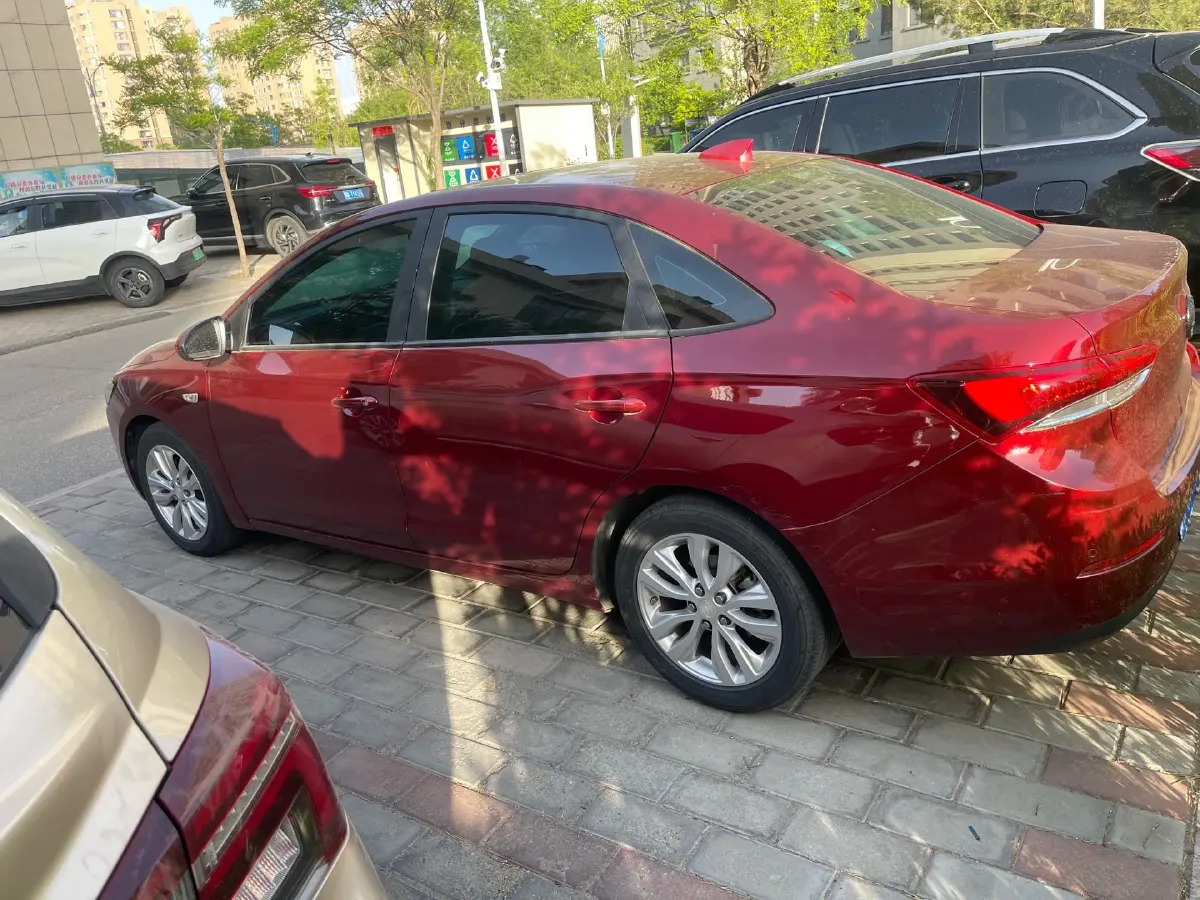 2021 Buick Excelle 1.5L 113HP L4 6AT,autocango,china used car exporter,china ev exporter,chinese used car exporter,chinese used ev exporter