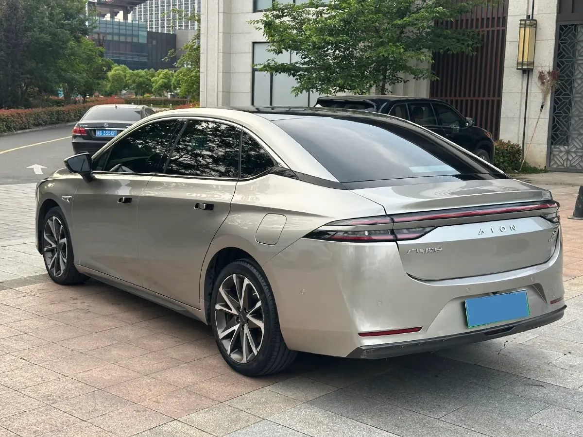 2022 ChangAn Oshan Z6 1.5T 170HP L4 6TCT PHEV 28.4KWH,autocango,china used car exporter,china ev exporter,chinese used car exporter,chinese used ev exporter