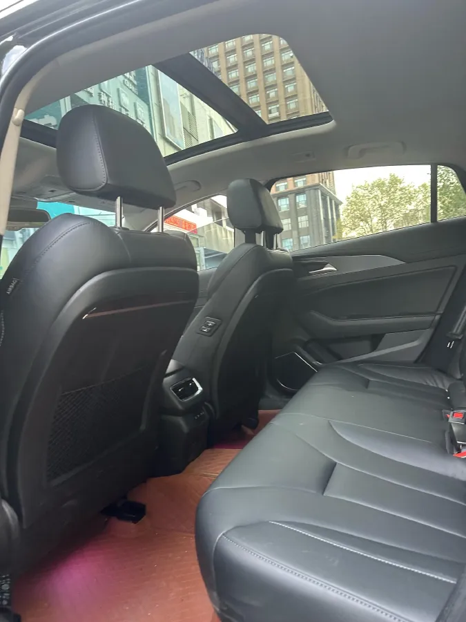 2022 HongQi H5 1.8T 197HP L4 6AT,autocango,china used car exporter,china ev exporter,chinese used car exporter,chinese used ev exporter