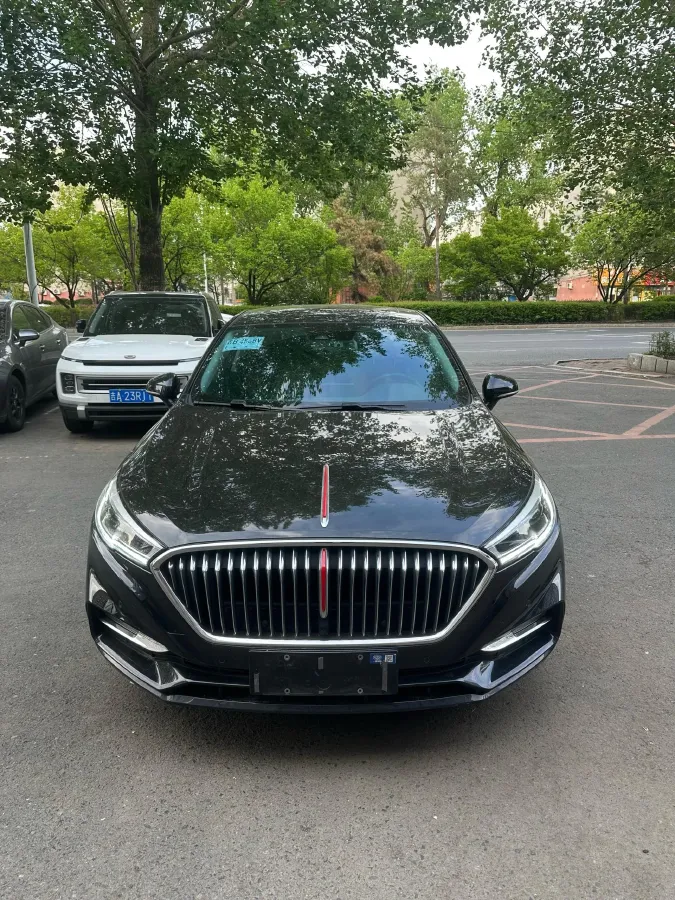 2022 HongQi H5 1.8T 197HP L4 6AT,autocango,china used car exporter,china ev exporter,chinese used car exporter,chinese used ev exporter