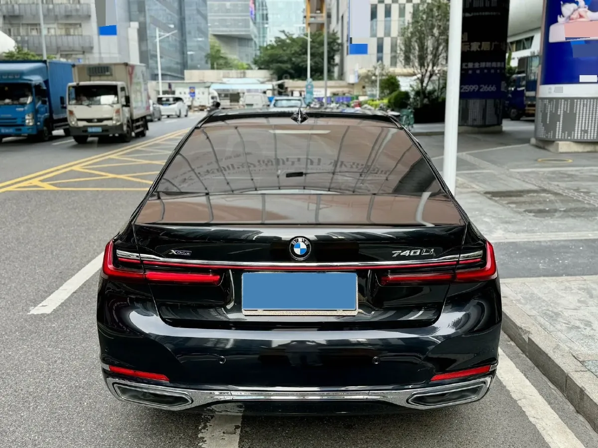 2019 BMW 7 Series 3.0T 340HP L6 8AT,autocango,china used car exporter,china ev exporter,chinese used car exporter,chinese used ev exporter