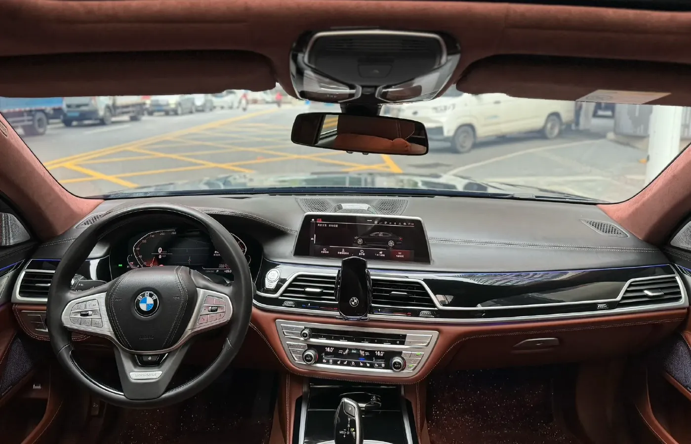 2019 BMW 7 Series 3.0T 340HP L6 8AT,autocango,china used car exporter,china ev exporter,chinese used car exporter,chinese used ev exporter