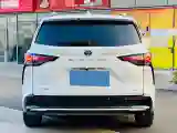 2023 Toyota Sienna 2.5L 189HP L4 E-CVT Hybrid