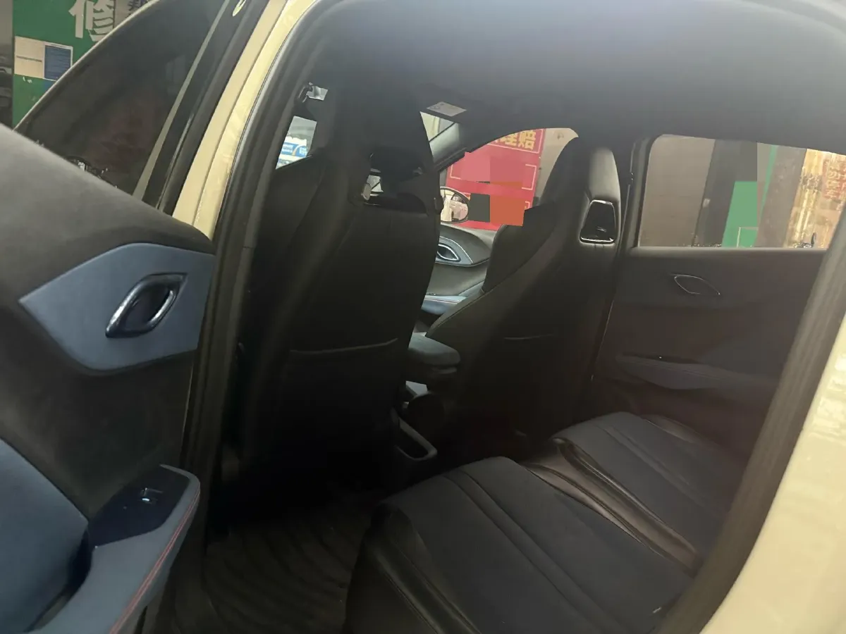 2011 BYD S6 2.0L 140HP L4 5MT,autocango,china used car exporter,china ev exporter,chinese used car exporter,chinese used ev exporter