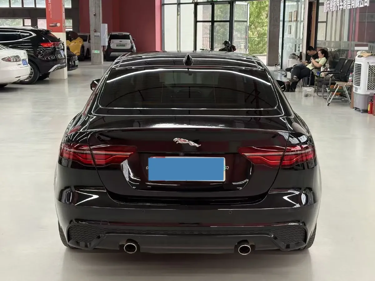 2021 Jaguar XEL 2.0T 250HP L4 8AT,autocango,china used car exporter,china ev exporter,chinese used car exporter,chinese used ev exporter