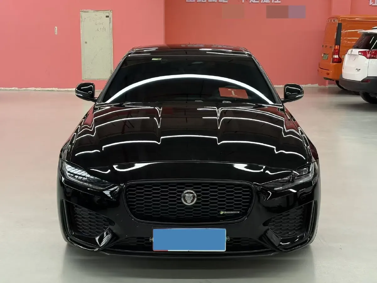 2021 Jaguar XEL 2.0T 250HP L4 8AT,autocango,china used car exporter,china ev exporter,chinese used car exporter,chinese used ev exporter