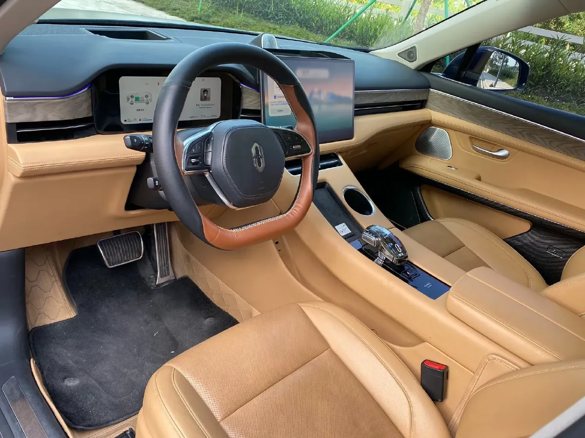 2022 Infiniti Q50L 2.0T 211HP L4 7AT,autocango,china used car exporter,china ev exporter,chinese used car exporter,chinese used ev exporter