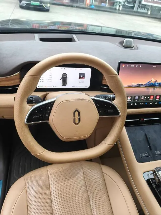 2024 AITO AITO M7 1.5T 152HP L4 REEV 40KWH,autocango,china used car exporter,china ev exporter,chinese used car exporter,chinese used ev exporter