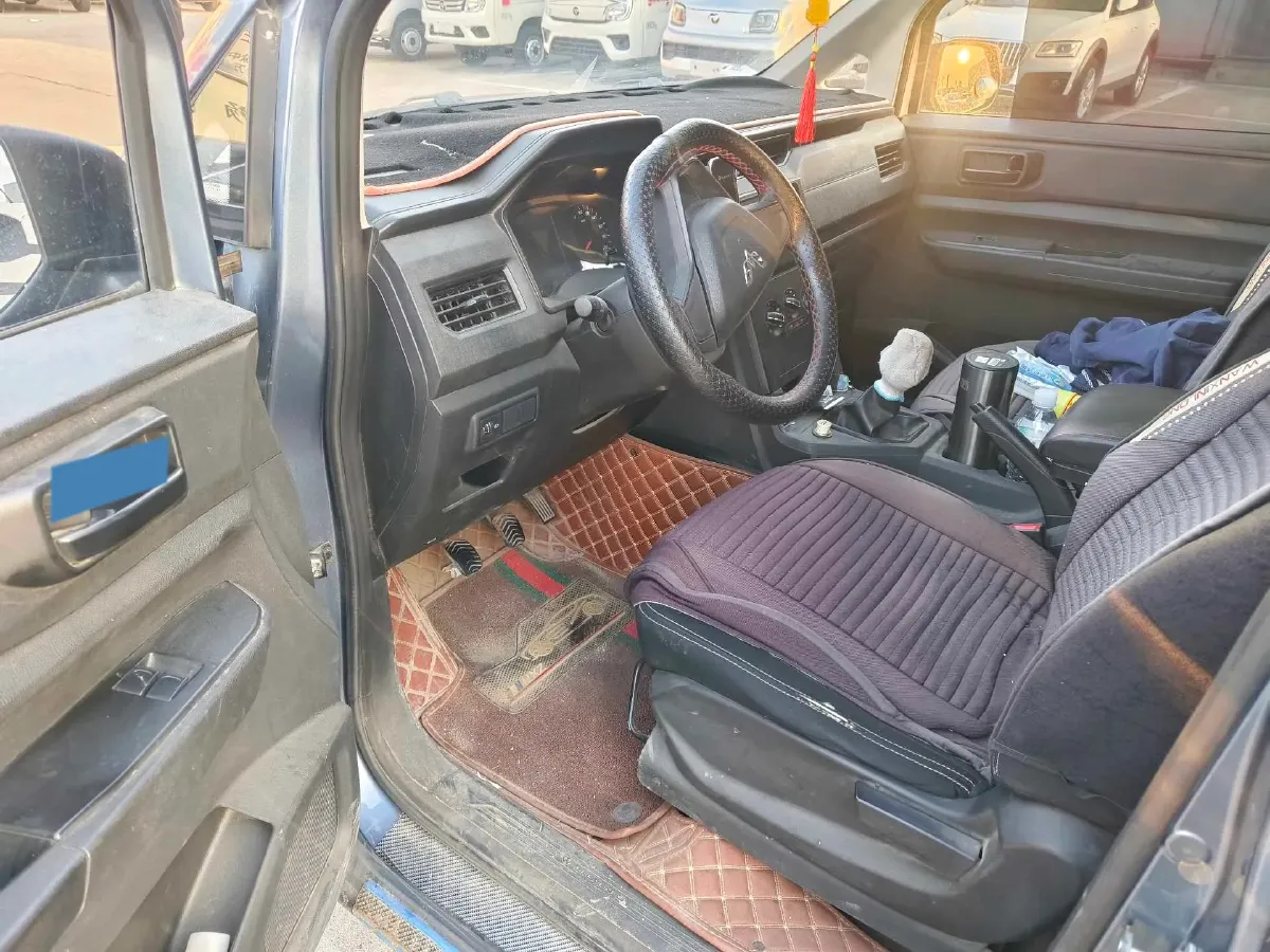 2019 Venucia M50V 1.5L 112HP L4 5MT,autocango,china used car exporter,china ev exporter,chinese used car exporter,chinese used ev exporter