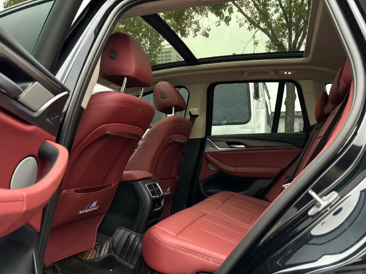 2023 BMW X3 2.0T 245HP L4 8AT,autocango,china used car exporter,china ev exporter,chinese used car exporter,chinese used ev exporter