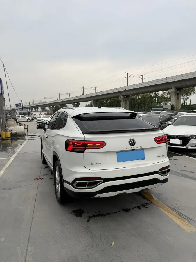 2020 Volkswagen Tayron X 2.0T 186HP L4 7DCT,autocango,china used car exporter,china ev exporter,chinese used car exporter,chinese used ev exporter