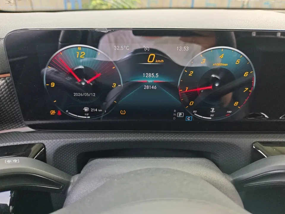 2021 Mercedes-Benz A Class 1.3T 163HP L4 7DCT,autocango,china used car exporter,china ev exporter,chinese used car exporter,chinese used ev exporter