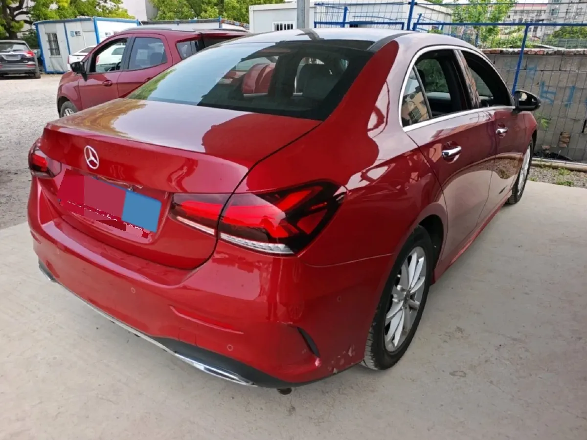 2021 Mercedes-Benz A Class 1.3T 163HP L4 7DCT,autocango,china used car exporter,china ev exporter,chinese used car exporter,chinese used ev exporter