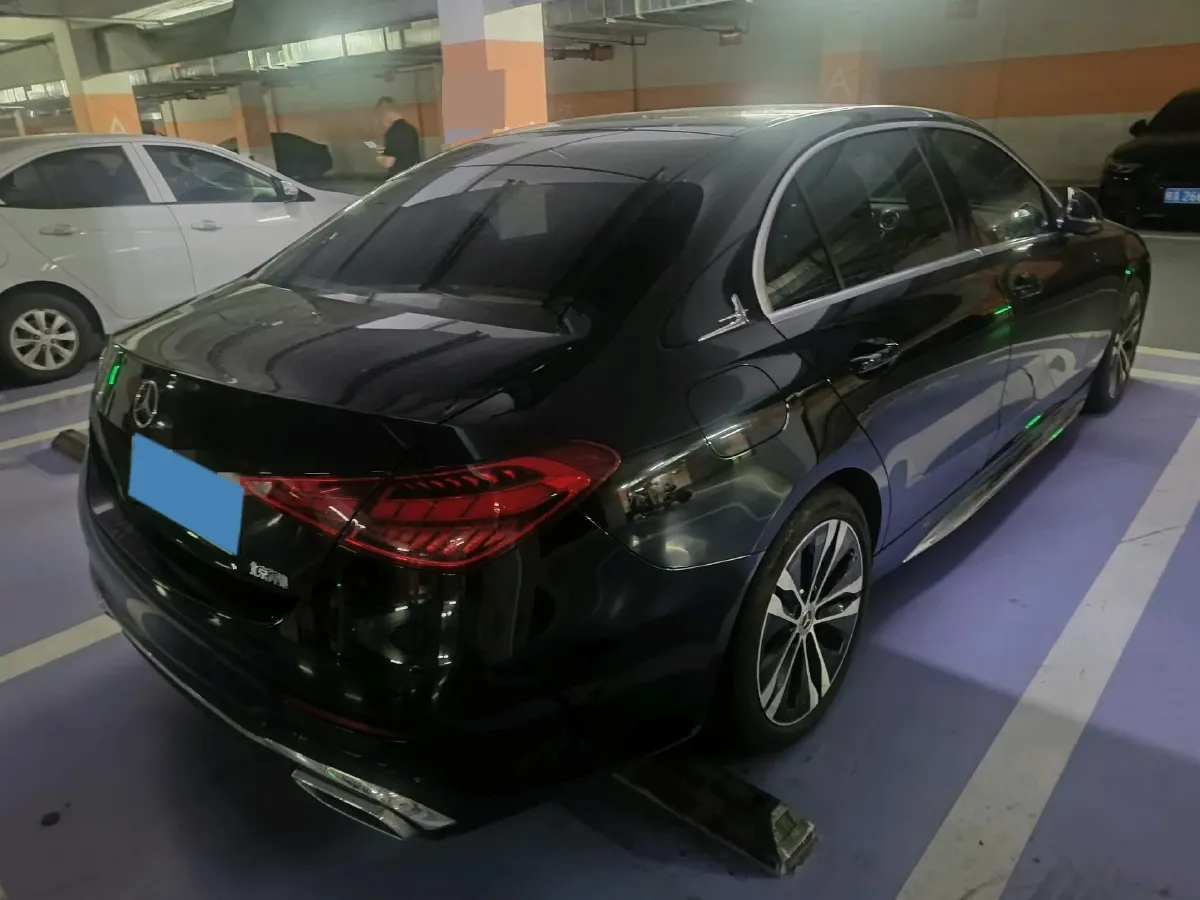 2024 Mercedes-Benz C Class 2.0T 204HP L4 9AT PHEV 25.4KWH,autocango,china used car exporter,china ev exporter,chinese used car exporter,chinese used ev exporter