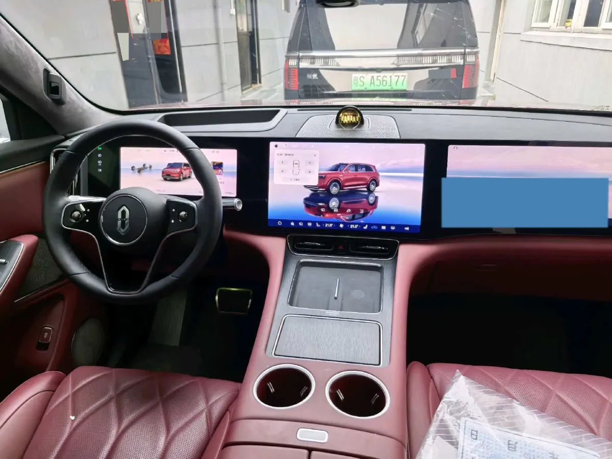 2025 AITO AITO M8 REEV 160HP REEV 53.4KWH,autocango,china used car exporter,china ev exporter,chinese used car exporter,chinese used ev exporter