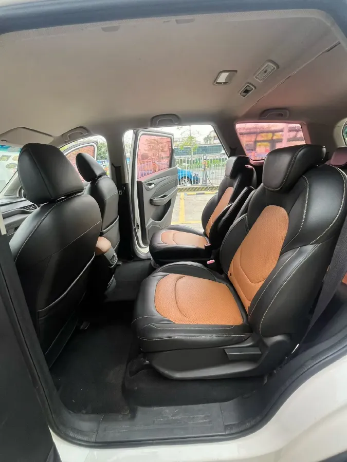 2018 WuLing HongGuang S3 1.5T 150HP L4 6MT,autocango,china used car exporter,china ev exporter,chinese used car exporter,chinese used ev exporter