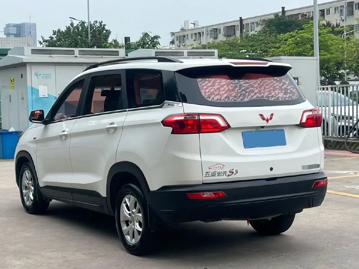 2018 WuLing HongGuang S3 1.5T 150HP L4 6MT,autocango,china used car exporter,china ev exporter,chinese used car exporter,chinese used ev exporter