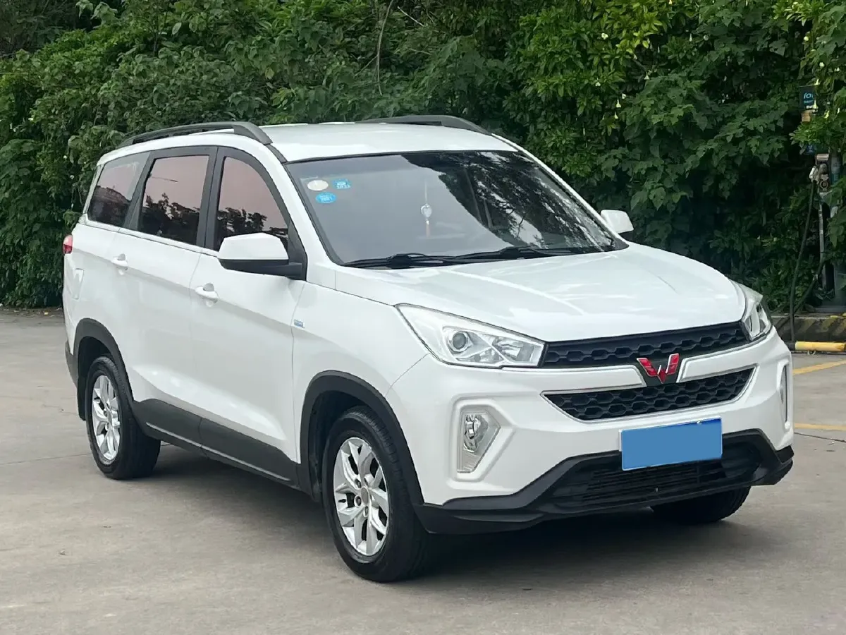 2018 WuLing HongGuang S3 1.5T 150HP L4 6MT,autocango,china used car exporter,china ev exporter,chinese used car exporter,chinese used ev exporter