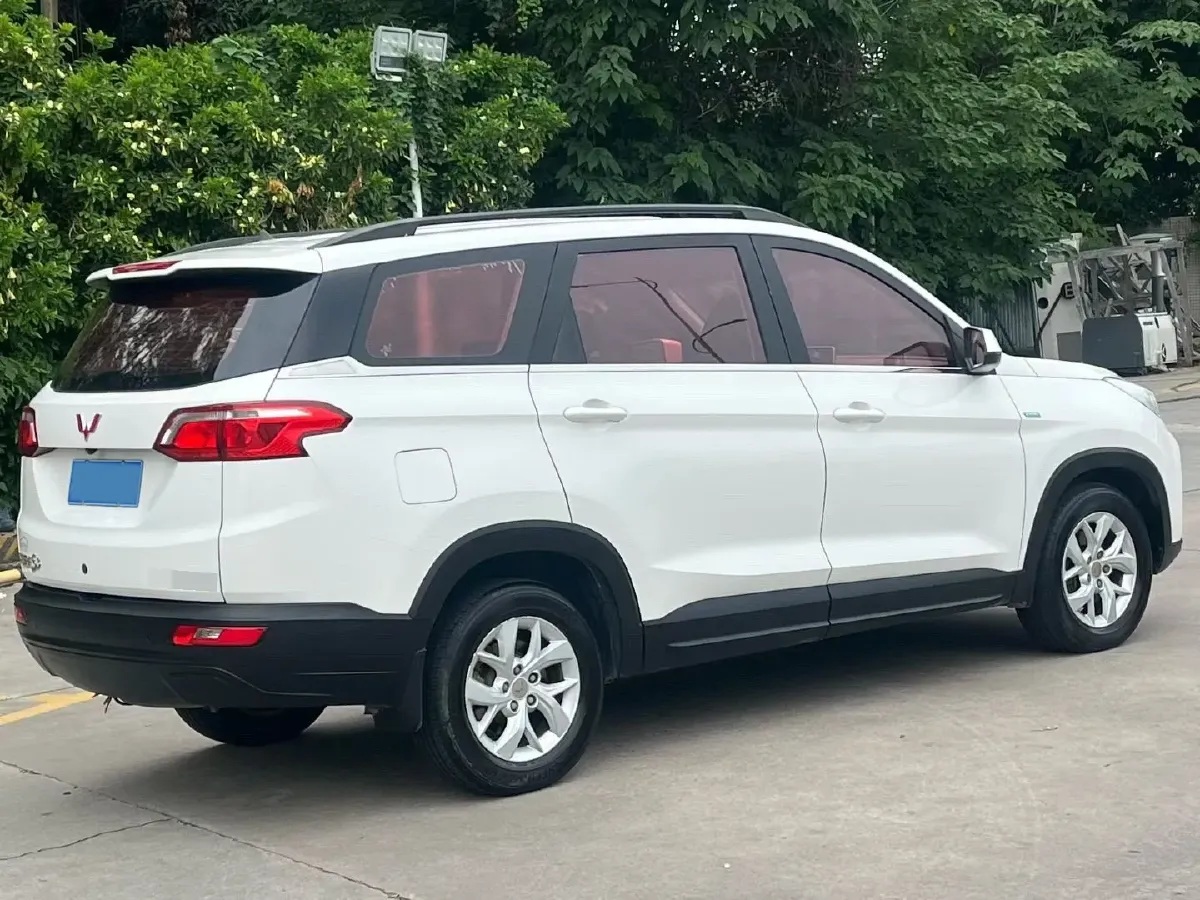 2018 WuLing HongGuang S3 1.5T 150HP L4 6MT,autocango,china used car exporter,china ev exporter,chinese used car exporter,chinese used ev exporter