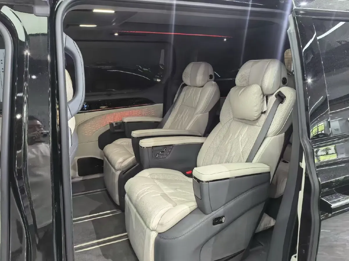 2024 Zeekr 009 BEV 108KWH,autocango,china used car exporter,china ev exporter,chinese used car exporter,chinese used ev exporter