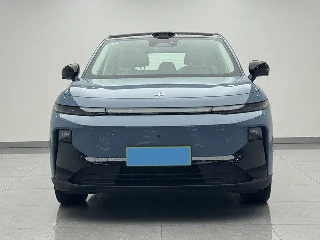 2025 Leapmotor B10 BEV 67.1KWH,autocango,china used car exporter,china ev exporter,chinese used car exporter,chinese used ev exporter