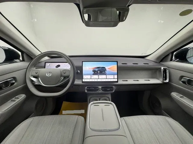 2025 Leapmotor B10 BEV 67.1KWH,autocango,china used car exporter,china ev exporter,chinese used car exporter,chinese used ev exporter