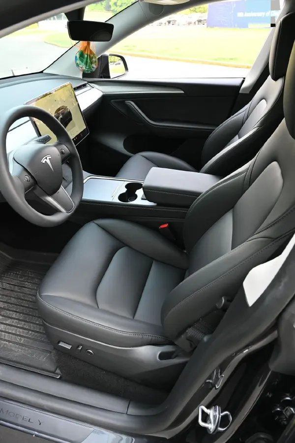 2024 Iveco OuSheng BEV 77.28KWH,autocango,china used car exporter,china ev exporter,chinese used car exporter,chinese used ev exporter