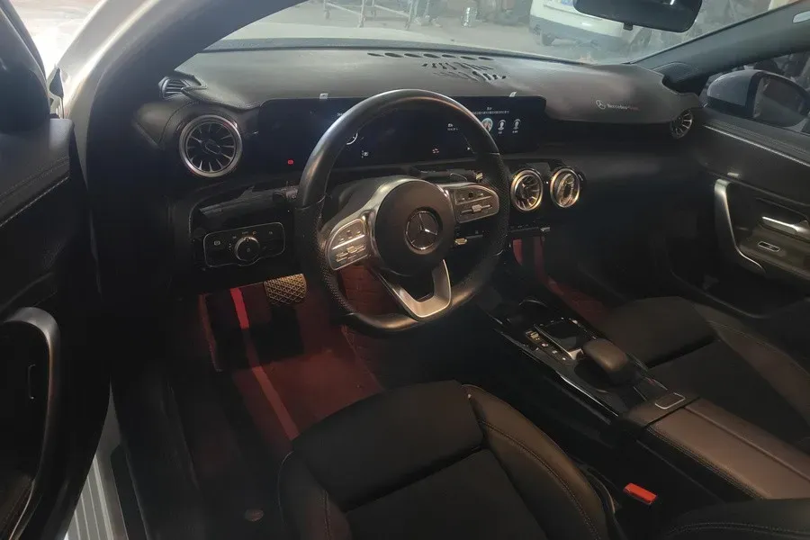 2022 Mercedes-Benz A Class 1.3T 163HP L4 7DCT,autocango,china used car exporter,china ev exporter,chinese used car exporter,chinese used ev exporter