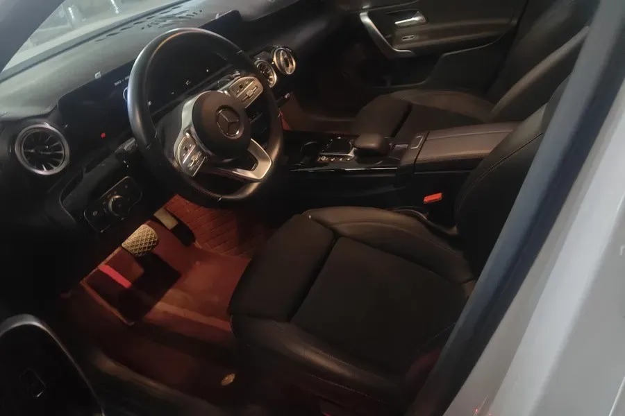 2022 Mercedes-Benz A Class 1.3T 163HP L4 7DCT,autocango,china used car exporter,china ev exporter,chinese used car exporter,chinese used ev exporter