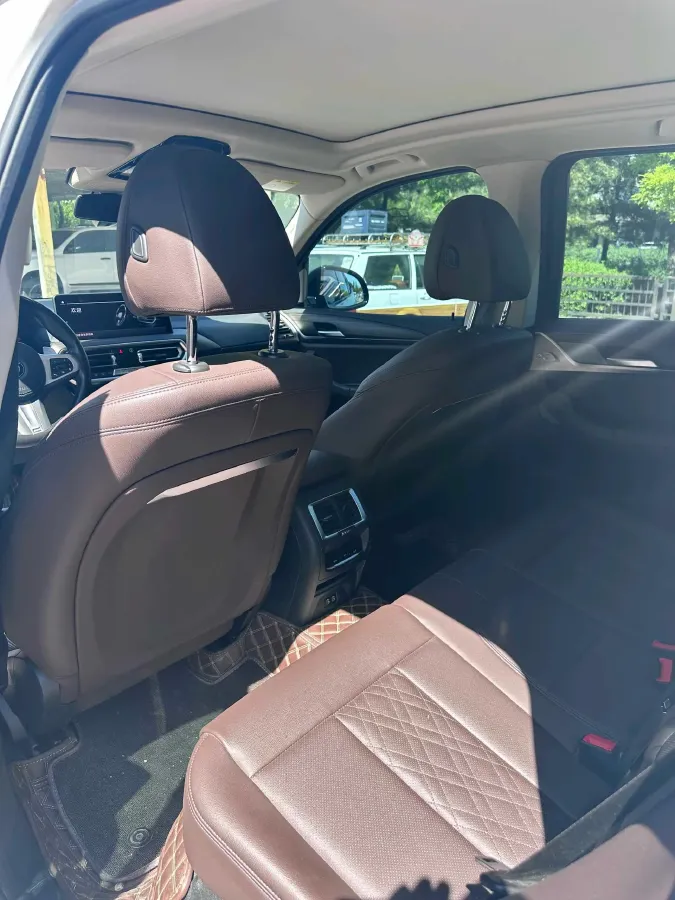 2022 BMW X3 2.0T 252HP L4 8AT,autocango,china used car exporter,china ev exporter,chinese used car exporter,chinese used ev exporter
