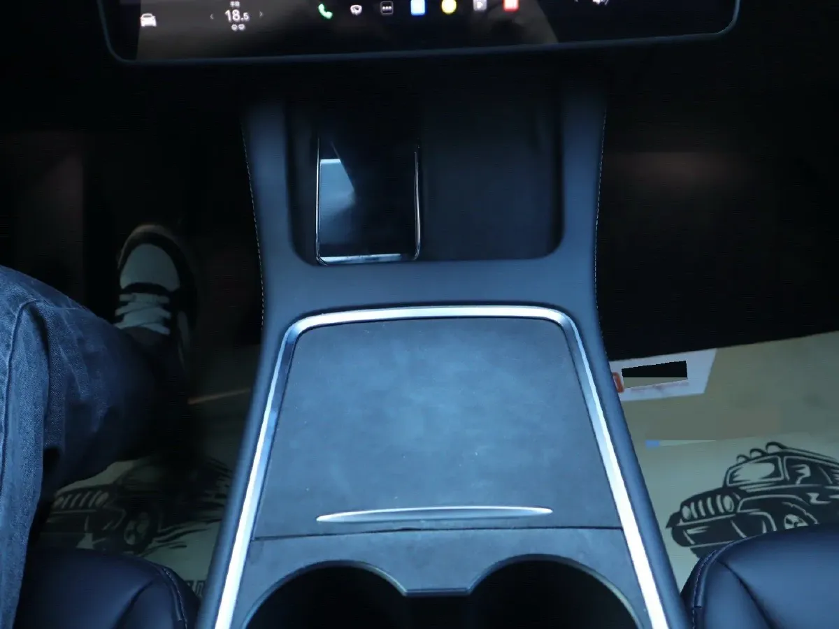 2022 Tesla Model Y BEV 60KWH,autocango,china used car exporter,china ev exporter,chinese used car exporter,chinese used ev exporter