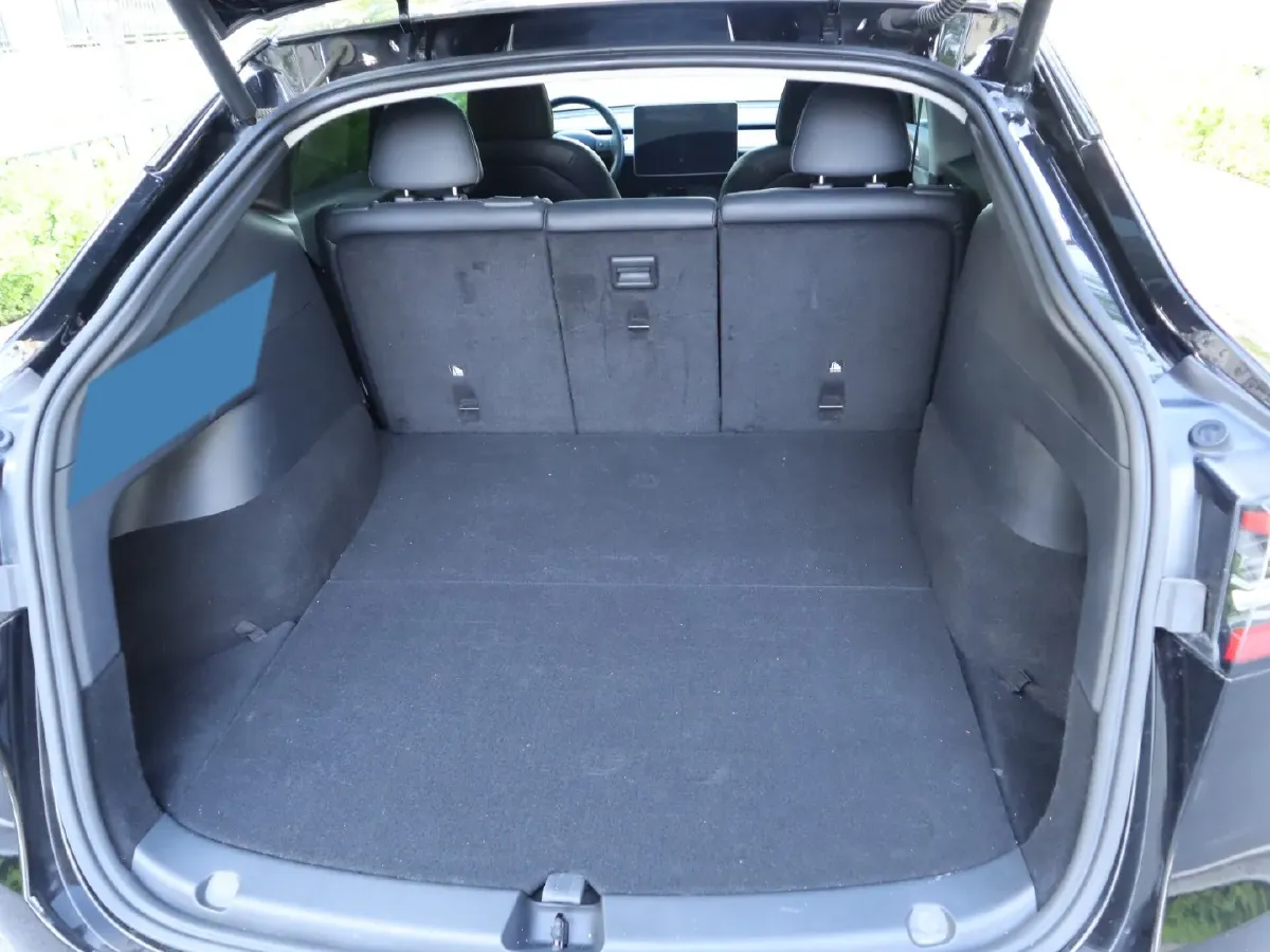 2022 Tesla Model Y BEV 60KWH,autocango,china used car exporter,china ev exporter,chinese used car exporter,chinese used ev exporter