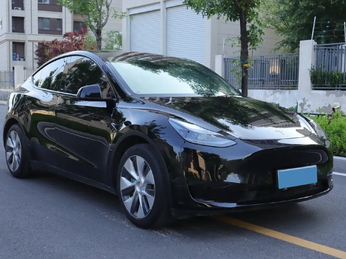 2022 Tesla Model Y BEV 60KWH,autocango,china used car exporter,china ev exporter,chinese used car exporter,chinese used ev exporter
