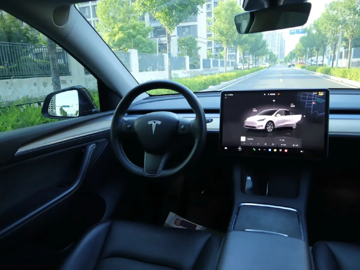 2022 Tesla Model Y BEV 60KWH,autocango,china used car exporter,china ev exporter,chinese used car exporter,chinese used ev exporter