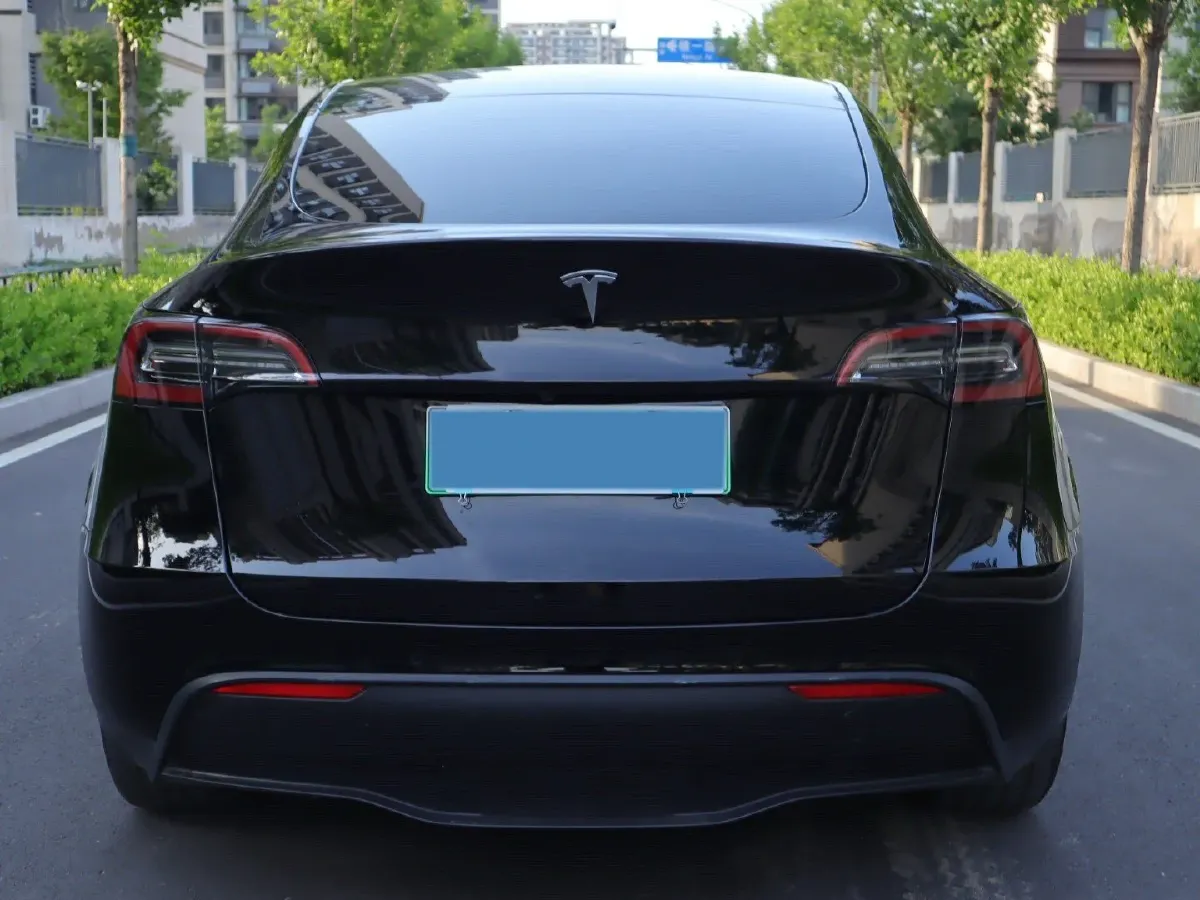 2022 Tesla Model Y BEV 60KWH,autocango,china used car exporter,china ev exporter,chinese used car exporter,chinese used ev exporter
