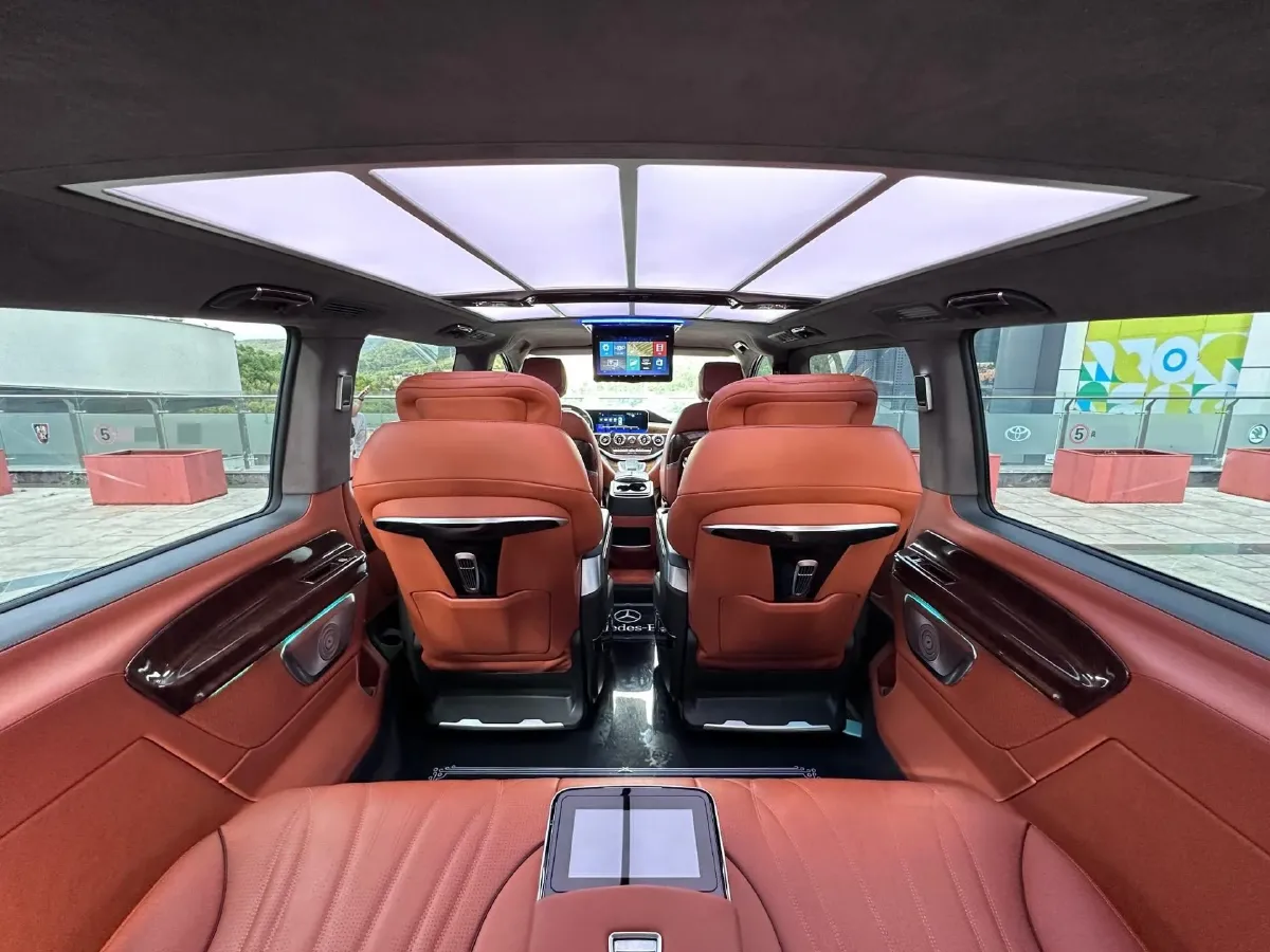 2023 Mercedes-Benz Vito 2.0T 211HP L4 9AT,autocango,china used car exporter,china ev exporter,chinese used car exporter,chinese used ev exporter