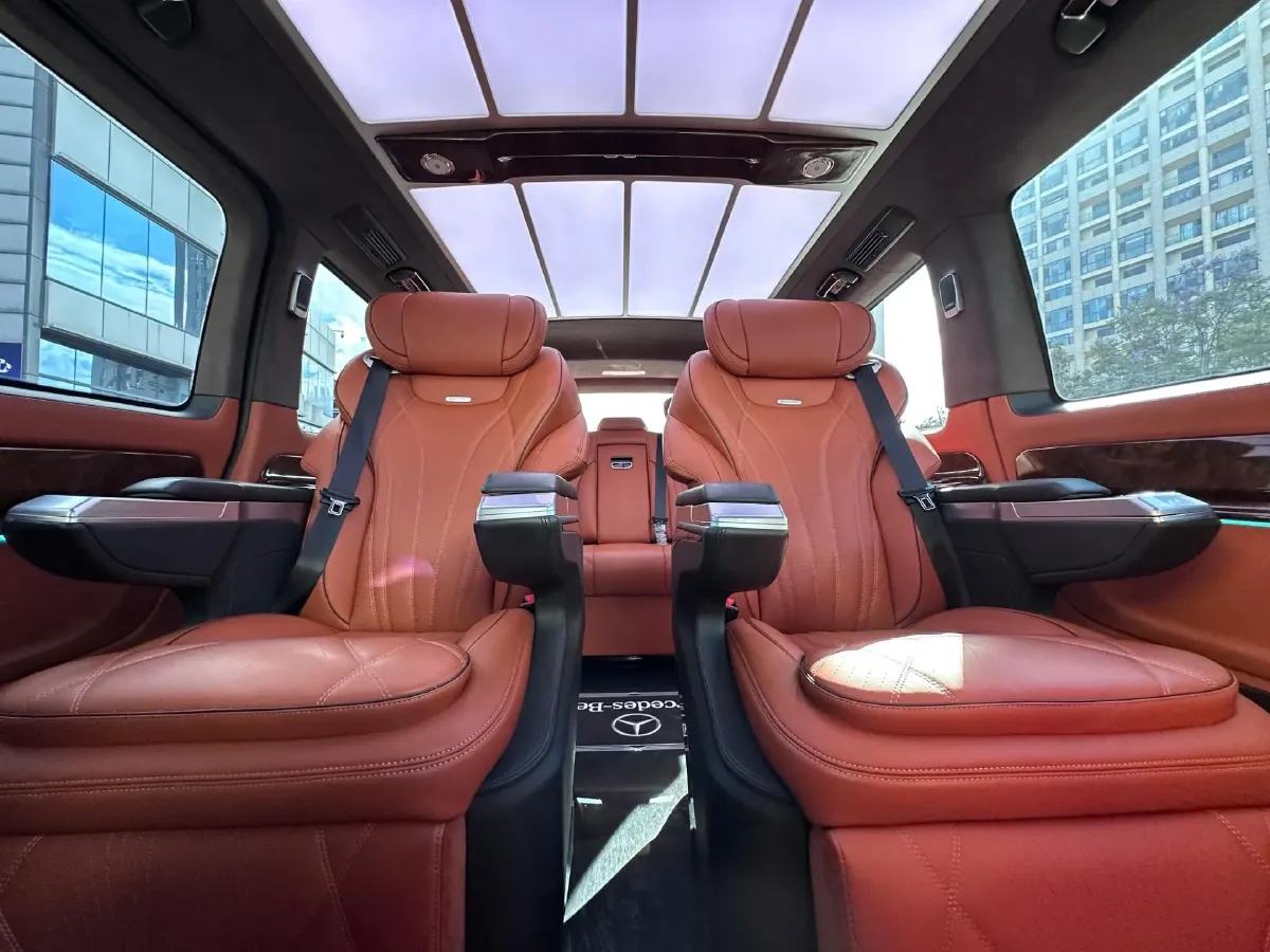 2023 Mercedes-Benz Vito 2.0T 211HP L4 9AT,autocango,china used car exporter,china ev exporter,chinese used car exporter,chinese used ev exporter
