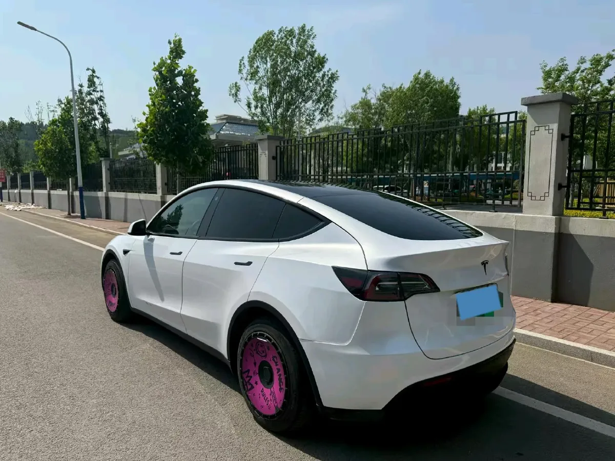 2022 Tesla Model Y BEV 60KWH,autocango,china used car exporter,china ev exporter,chinese used car exporter,chinese used ev exporter