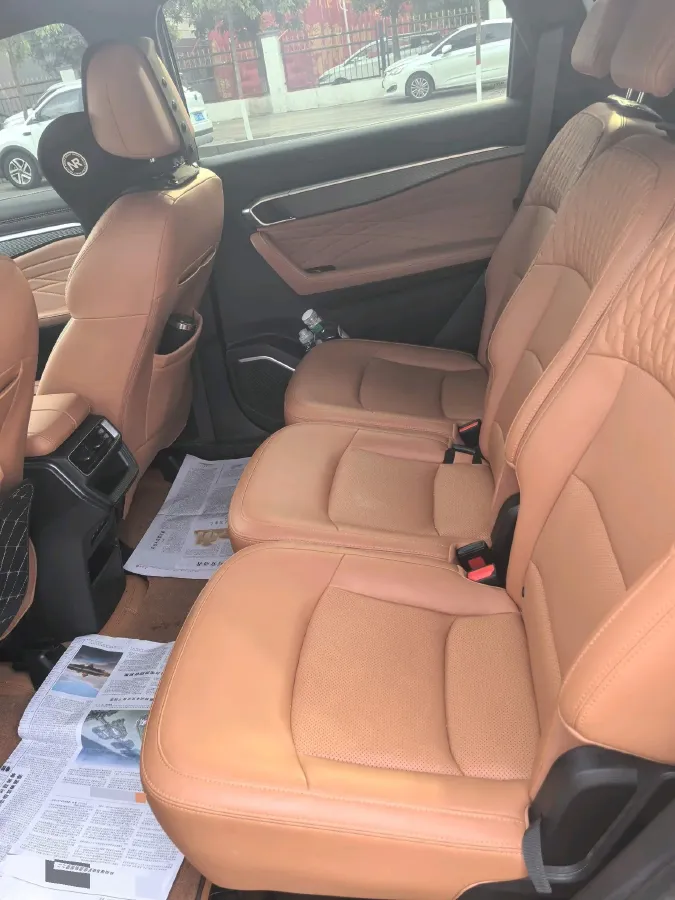 2024 Geely Okavango L 2.0T 218HP L4 7DCT,autocango,china used car exporter,china ev exporter,chinese used car exporter,chinese used ev exporter
