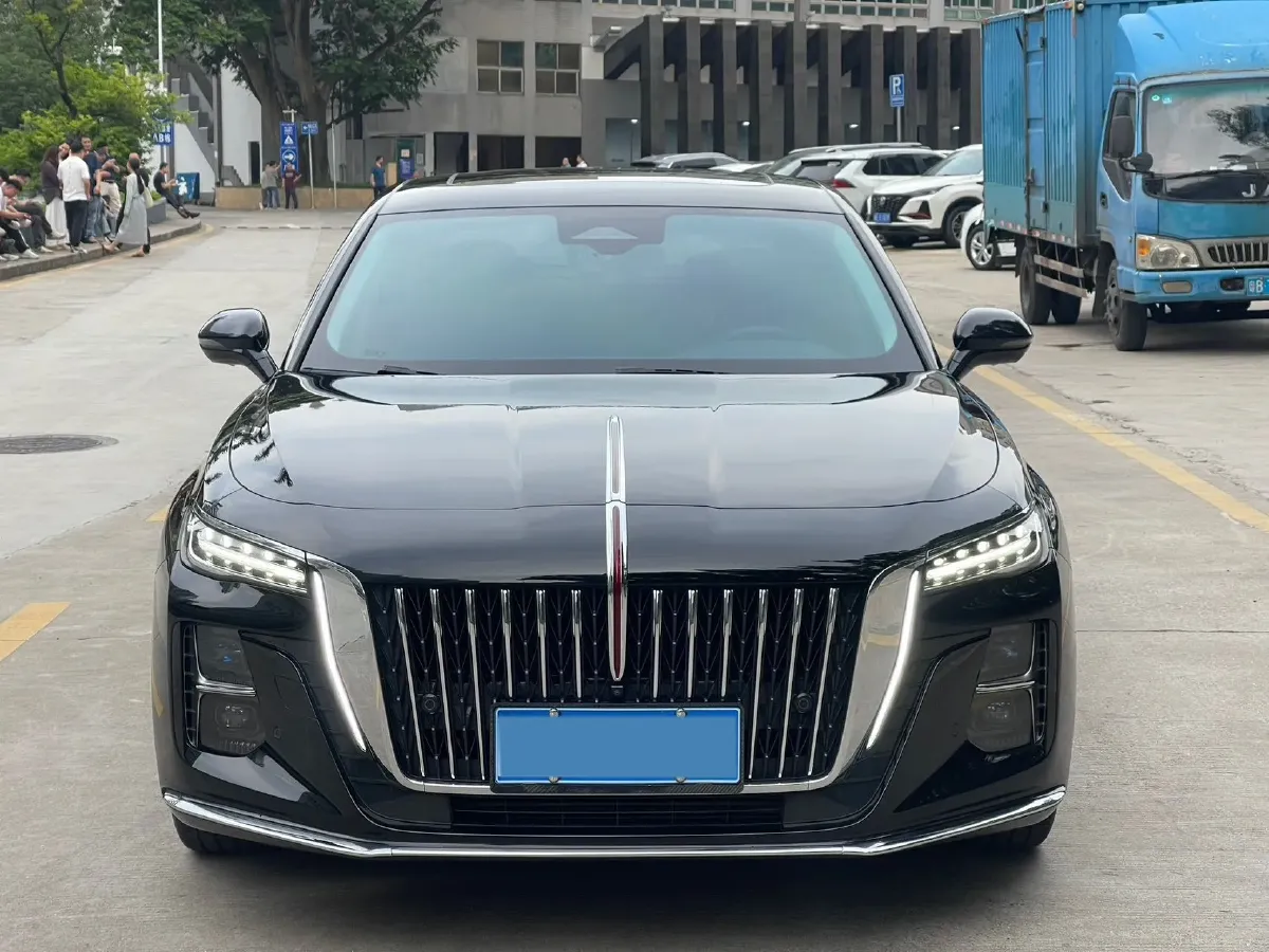 2022 HongQi H5 1.8T 197HP L4 6AT,autocango,china used car exporter,china ev exporter,chinese used car exporter,chinese used ev exporter