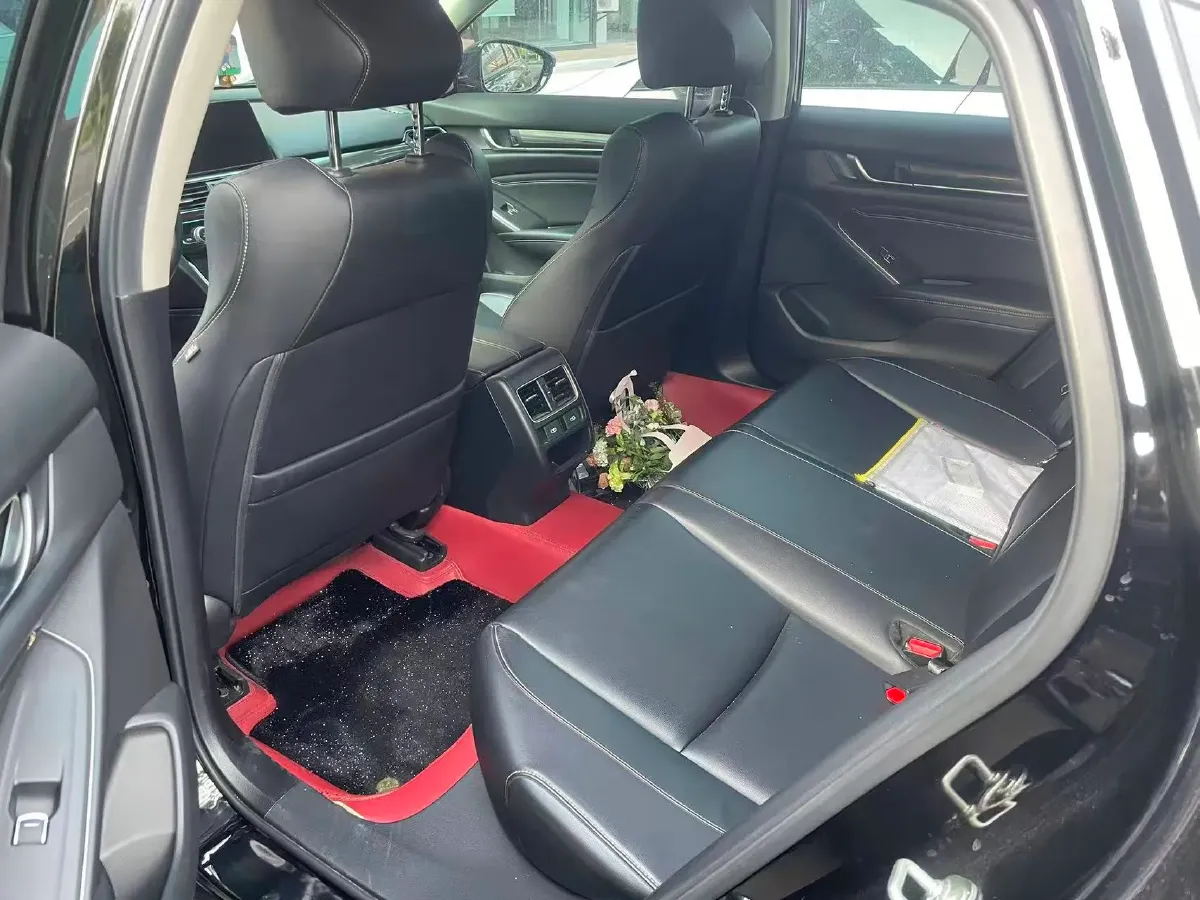 2022 Honda Accord 1.5T 194HP L4 CVT,autocango,china used car exporter,china ev exporter,chinese used car exporter,chinese used ev exporter