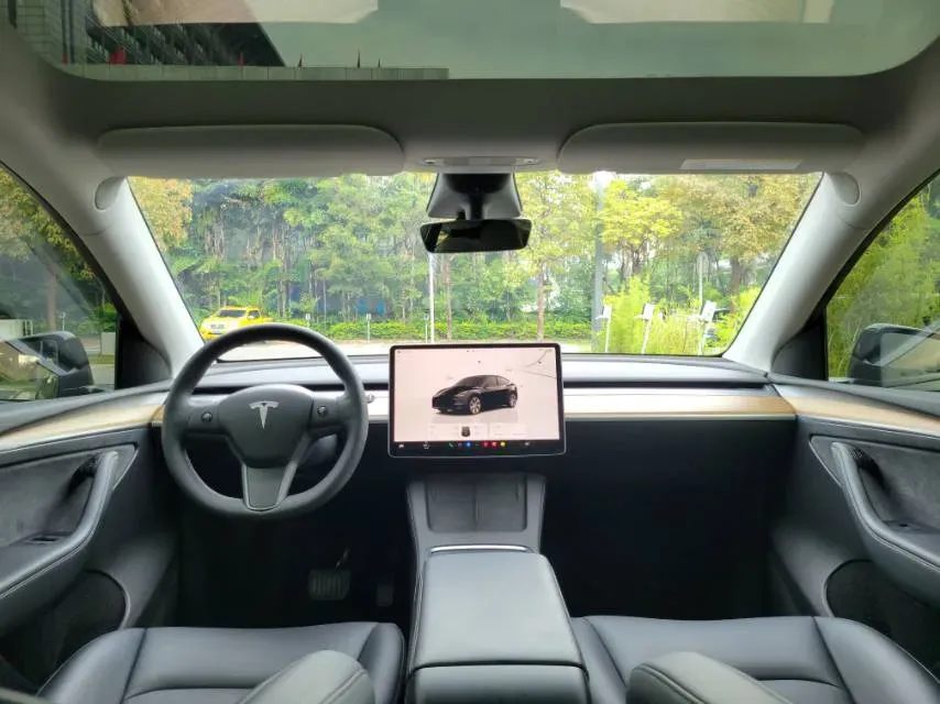 2022 Tesla Model Y BEV 60KWH,autocango,china used car exporter,china ev exporter,chinese used car exporter,chinese used ev exporter