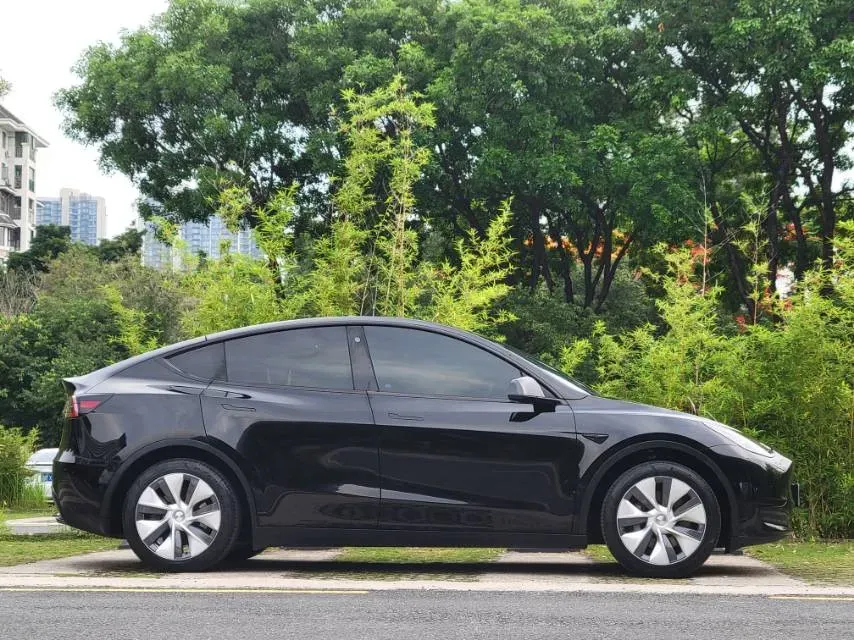 2022 Tesla Model Y BEV 60KWH,autocango,china used car exporter,china ev exporter,chinese used car exporter,chinese used ev exporter