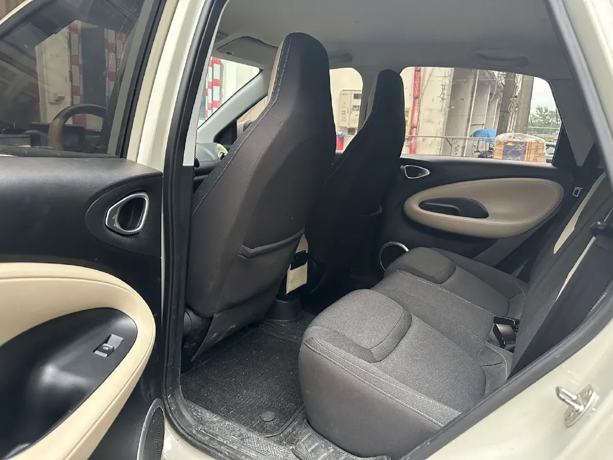 2023 WuLing BinGuo BEV 17.3KWH,autocango,china used car exporter,china ev exporter,chinese used car exporter,chinese used ev exporter