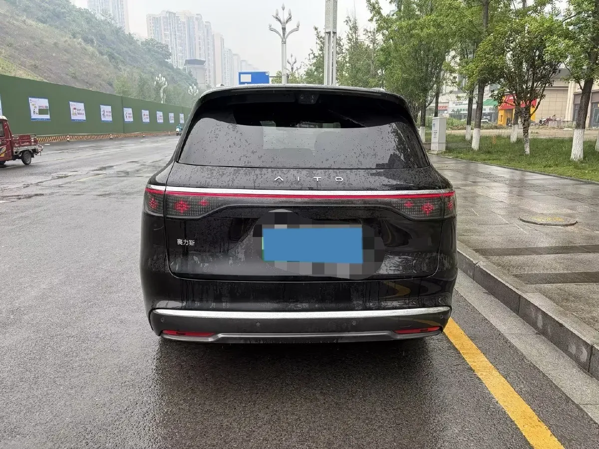 2025 AITO AITO M8 REEV 160HP REEV 53.4KWH,autocango,china used car exporter,china ev exporter,chinese used car exporter,chinese used ev exporter