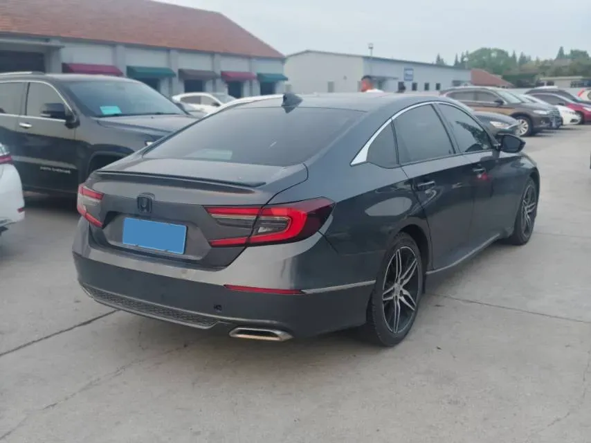 2022 Honda Accord 1.5T 194HP L4 CVT,autocango,china used car exporter,china ev exporter,chinese used car exporter,chinese used ev exporter