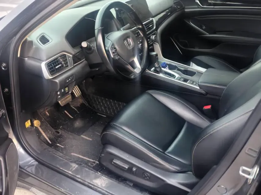 2022 Honda Accord 1.5T 194HP L4 CVT,autocango,china used car exporter,china ev exporter,chinese used car exporter,chinese used ev exporter