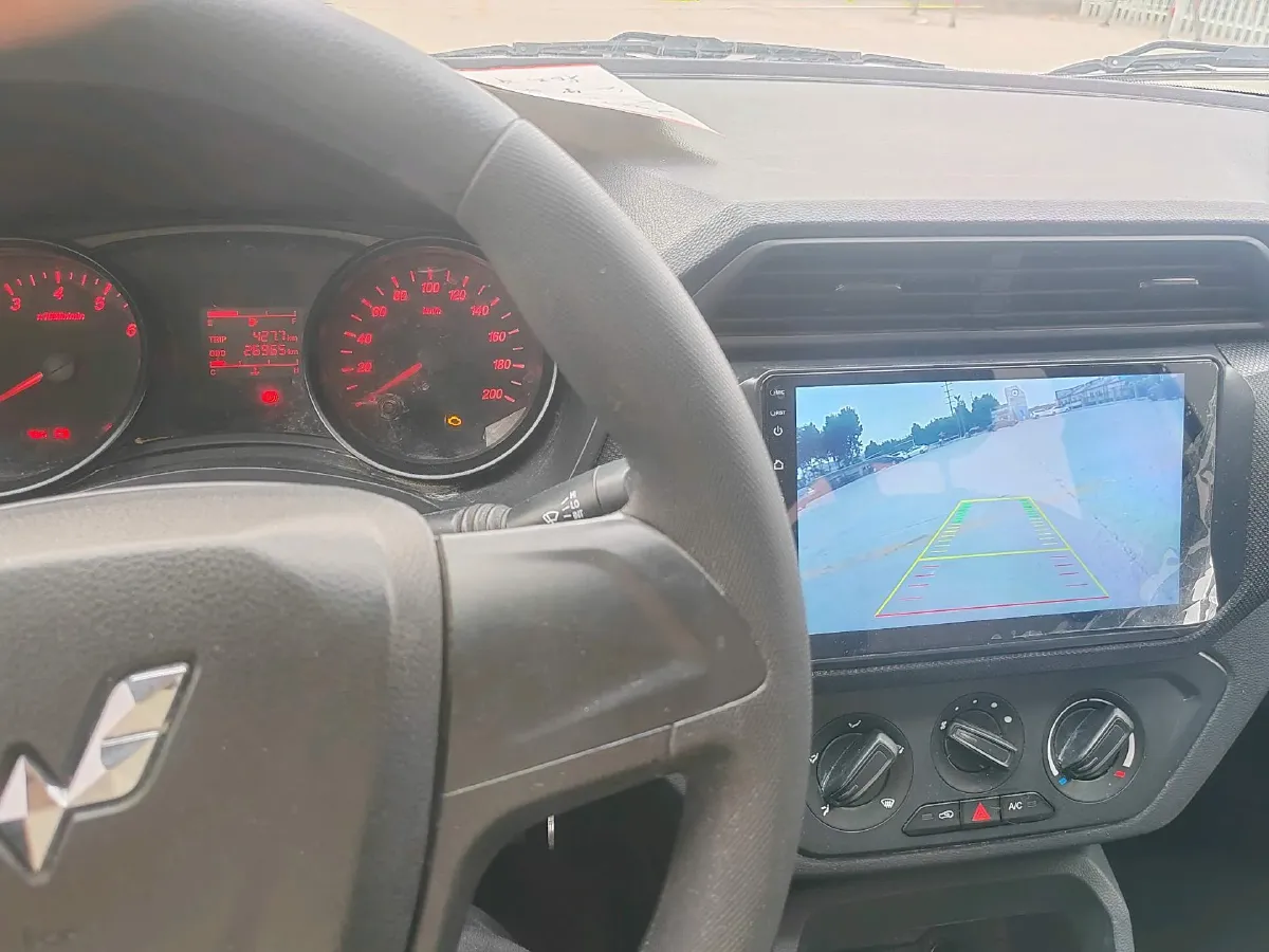 2019 WuLing HongGuang 1.5L 99HP L4 6MT,autocango,china used car exporter,china ev exporter,chinese used car exporter,chinese used ev exporter